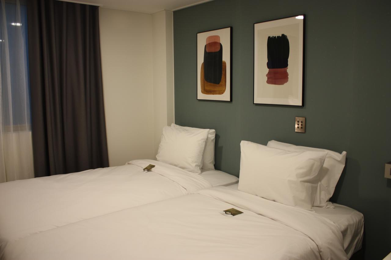 The Hotel Young Inn Seoul Exterior foto