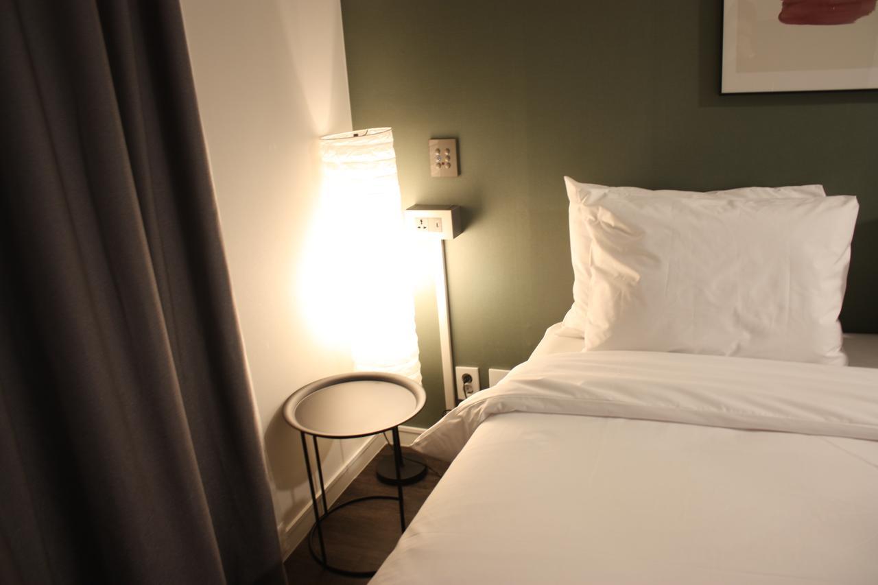 The Hotel Young Inn Seoul Exterior foto