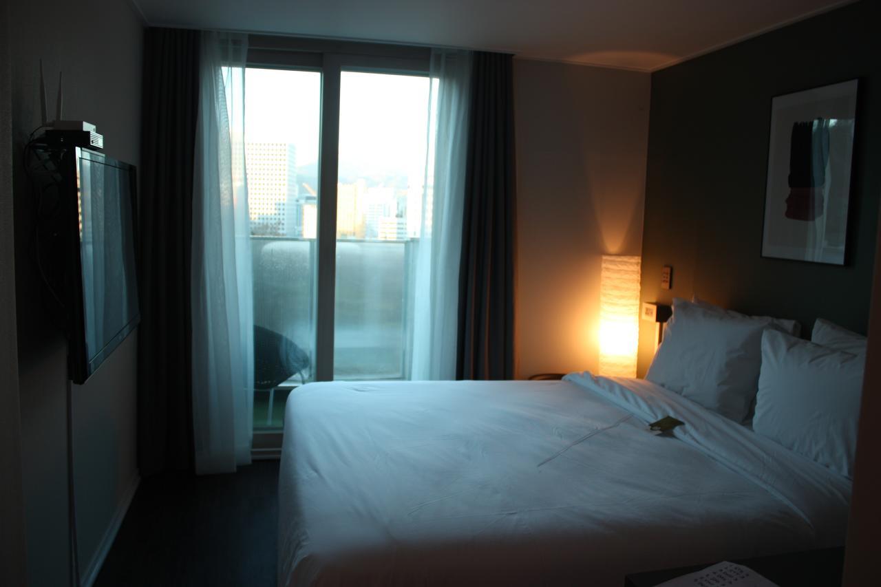 The Hotel Young Inn Seoul Exterior foto